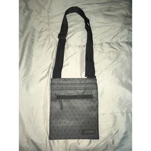 Dakine crossbody bag